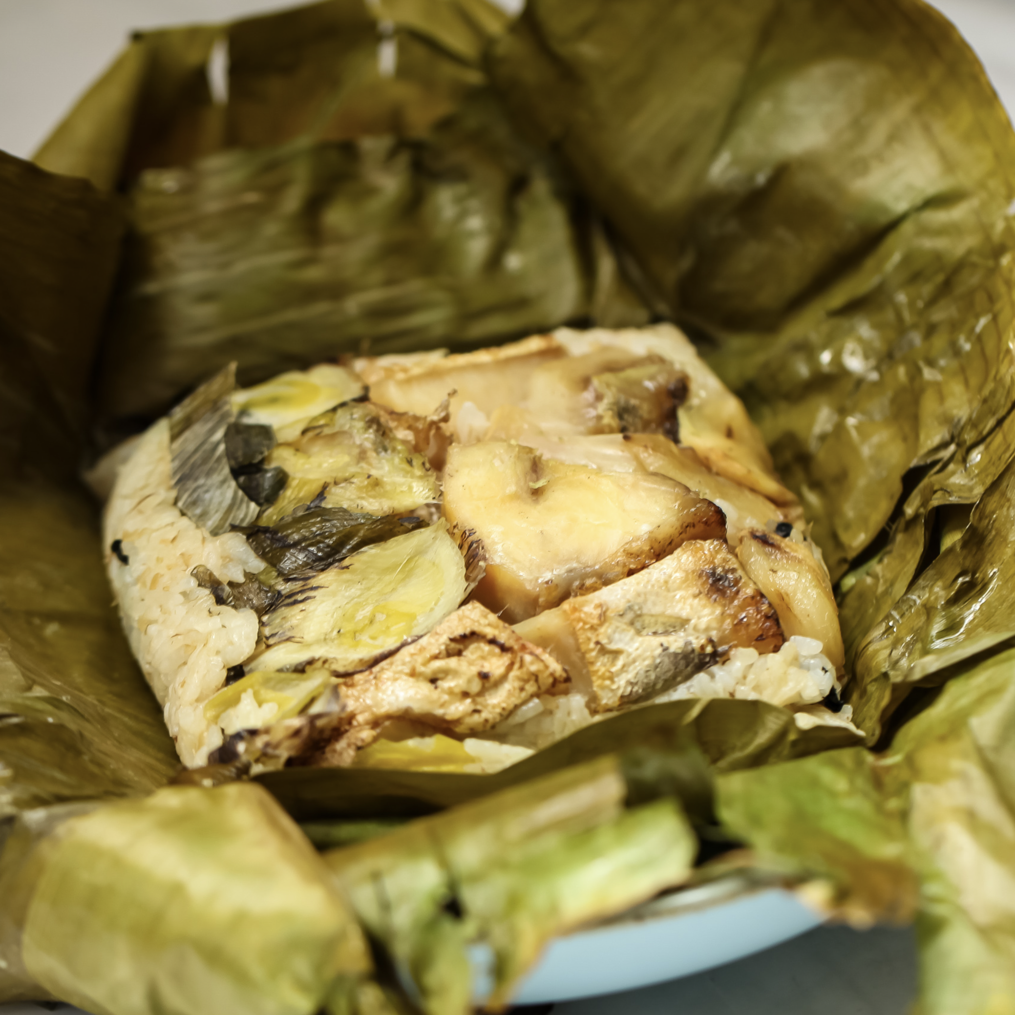 Chef Van: Wild Seasonal Fish & Rice in Banana Leaf 